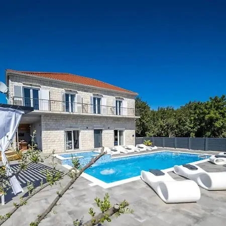 Villa Stipea *